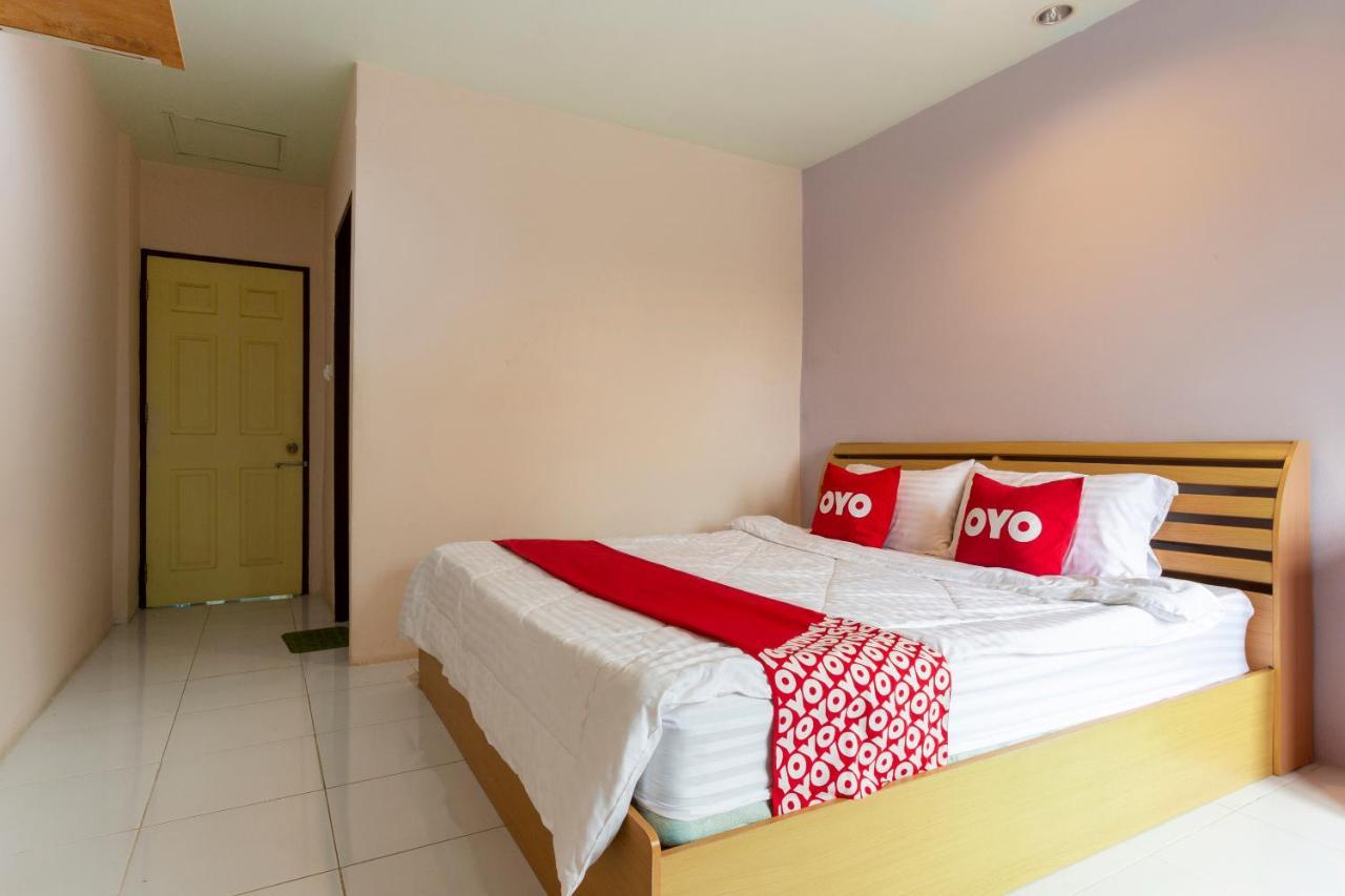 โอโย 75356 ทิพย์สิริ ลอดจ์ Hotel เชียงใหม่ ภายนอก รูปภาพ