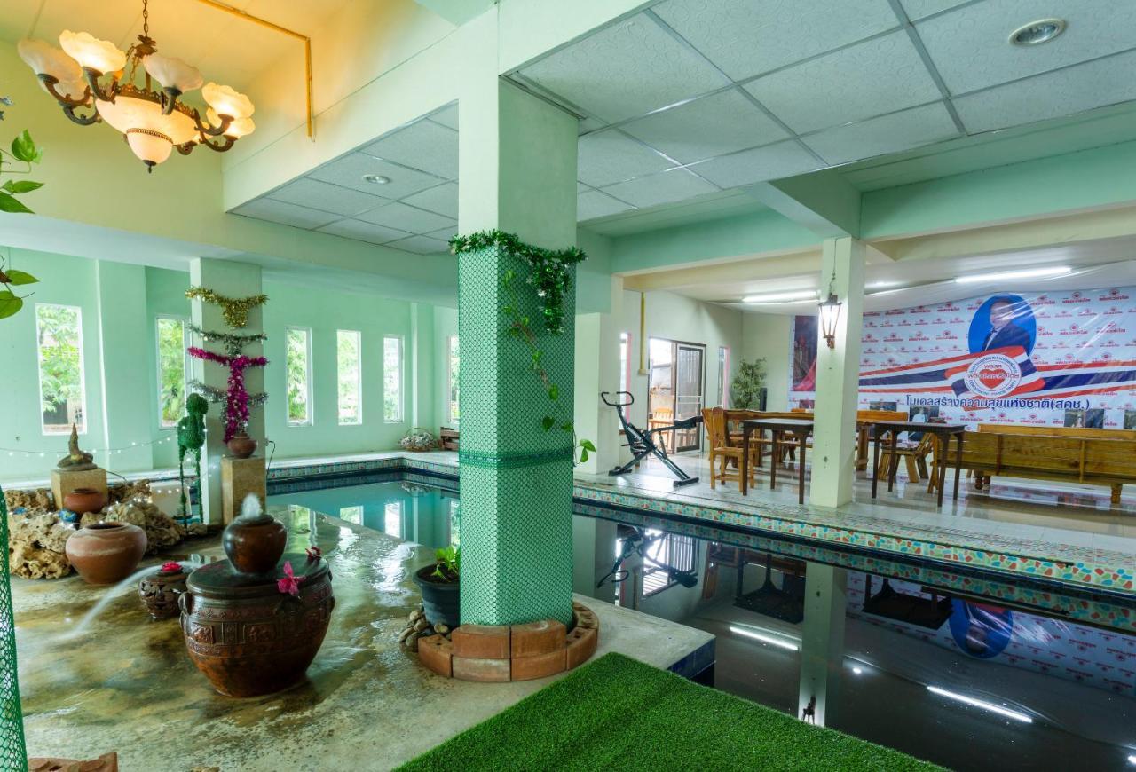 โอโย 75356 ทิพย์สิริ ลอดจ์ Hotel เชียงใหม่ ภายนอก รูปภาพ