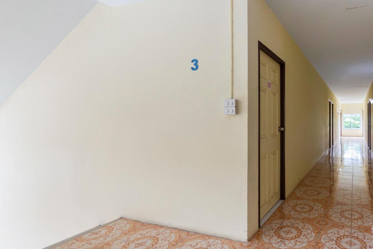 โอโย 75356 ทิพย์สิริ ลอดจ์ Hotel เชียงใหม่ ภายนอก รูปภาพ