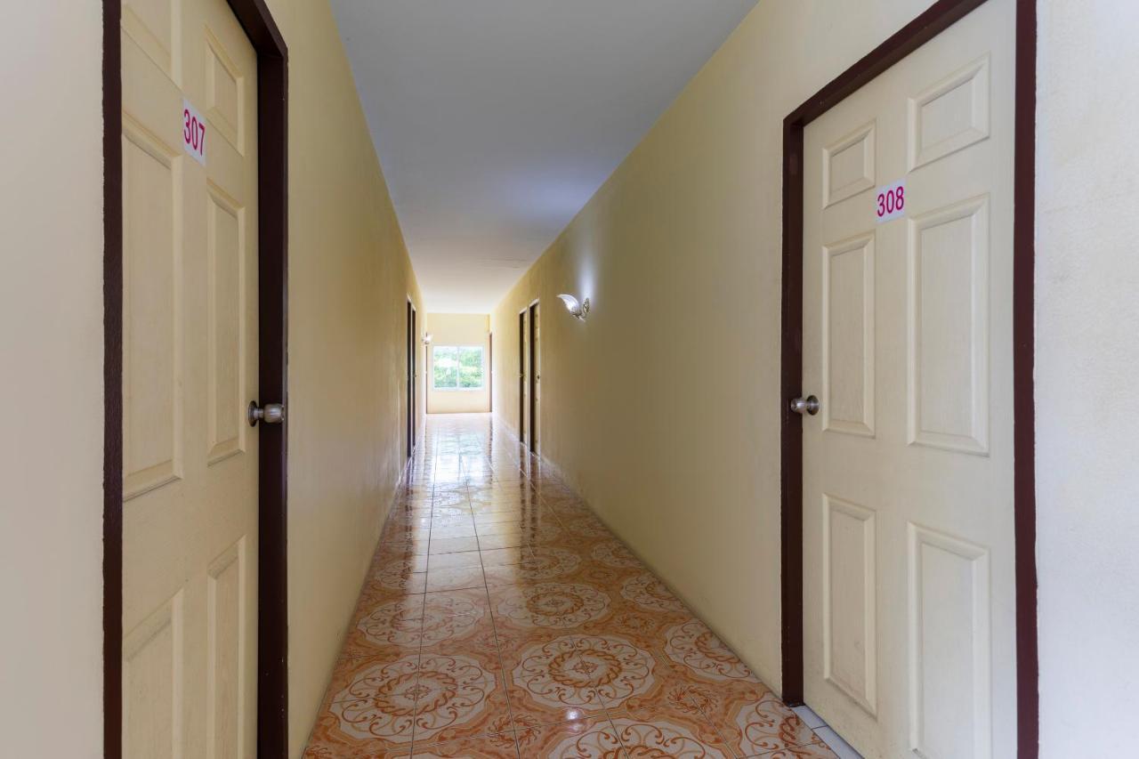 โอโย 75356 ทิพย์สิริ ลอดจ์ Hotel เชียงใหม่ ภายนอก รูปภาพ
