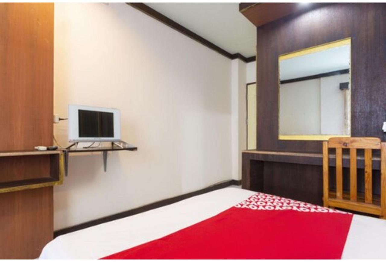 โอโย 75356 ทิพย์สิริ ลอดจ์ Hotel เชียงใหม่ ภายนอก รูปภาพ