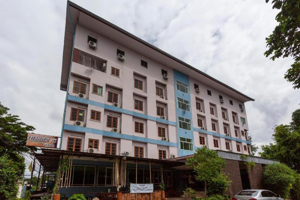 โอโย 75356 ทิพย์สิริ ลอดจ์ Hotel เชียงใหม่ ภายนอก รูปภาพ